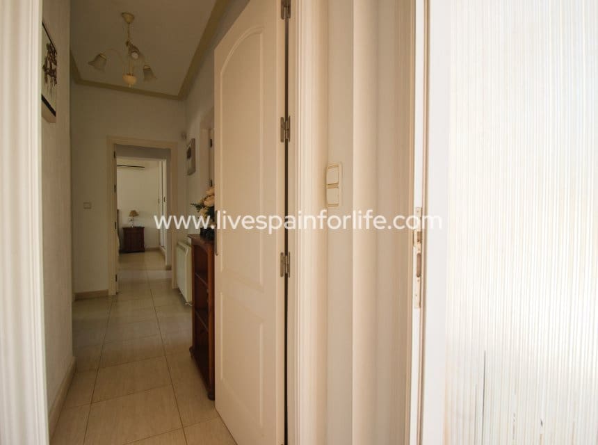 3 slaapkamer Finca/Landhuis te koop in Catral met zwembad - € 389.000 (Ref: 10076785)