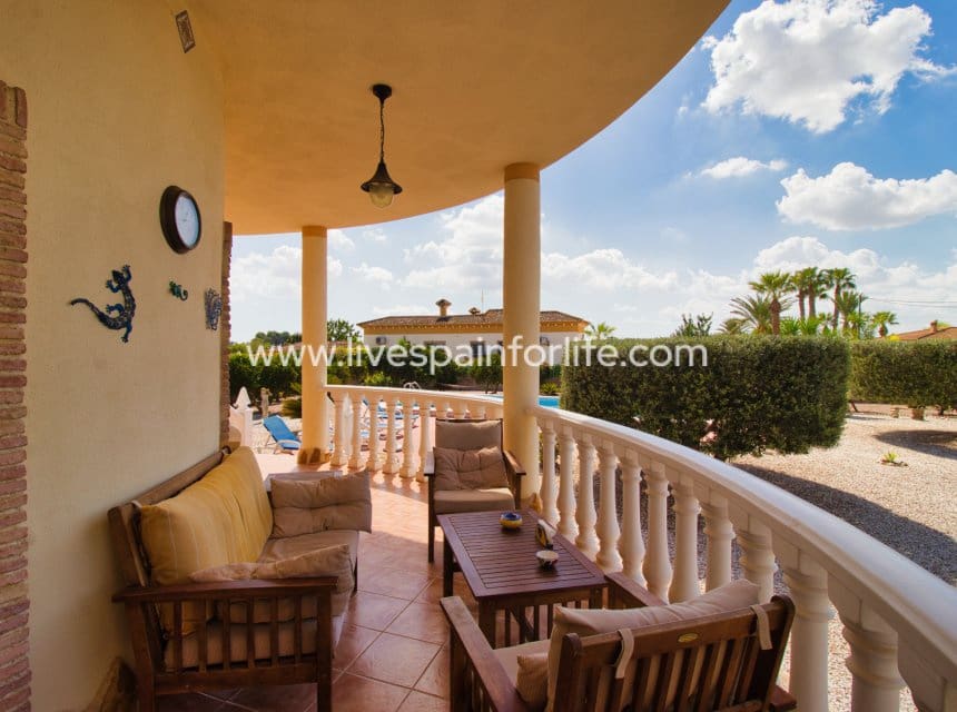 3 slaapkamer Finca/Landhuis te koop in Catral met zwembad - € 389.000 (Ref: 10076785)