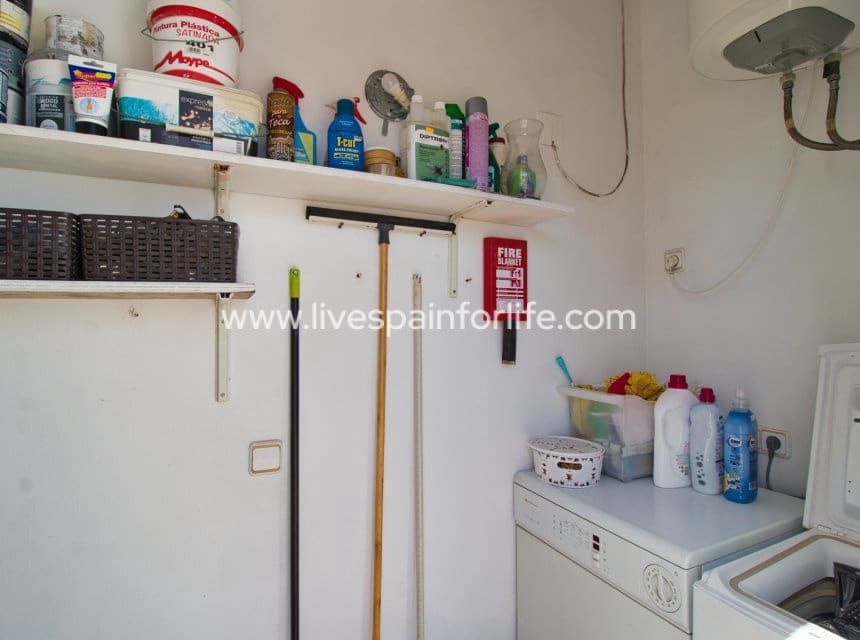 3 slaapkamer Finca/Landhuis te koop in Catral met zwembad - € 389.000 (Ref: 10076785)