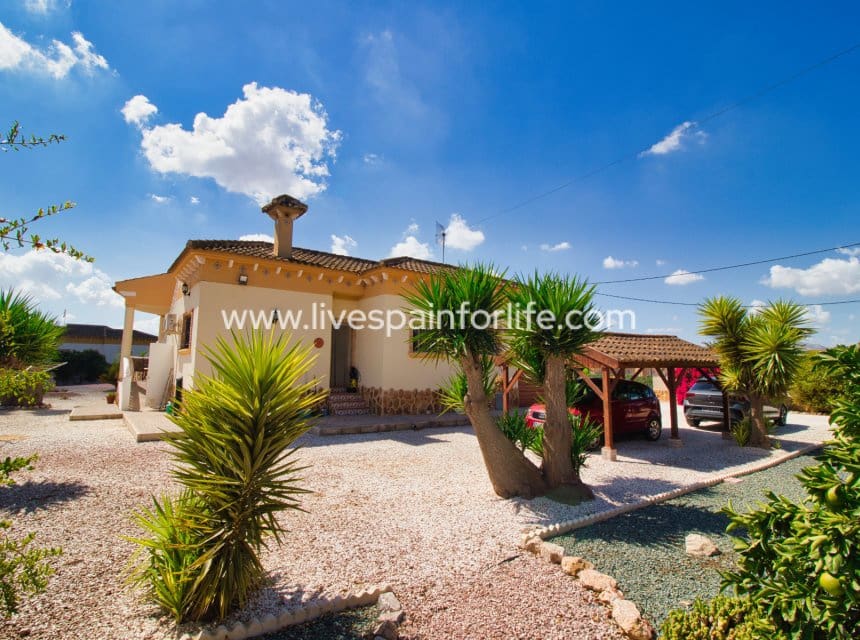 3 slaapkamer Finca/Landhuis te koop in Catral met zwembad - € 389.000 (Ref: 10076785)