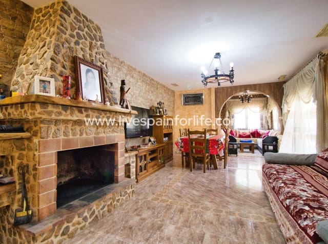 4 camera da letto Finca/Casa di Campagna in vendita in Alicante città con piscina garage - 348.000 € (Rif: 10076787)