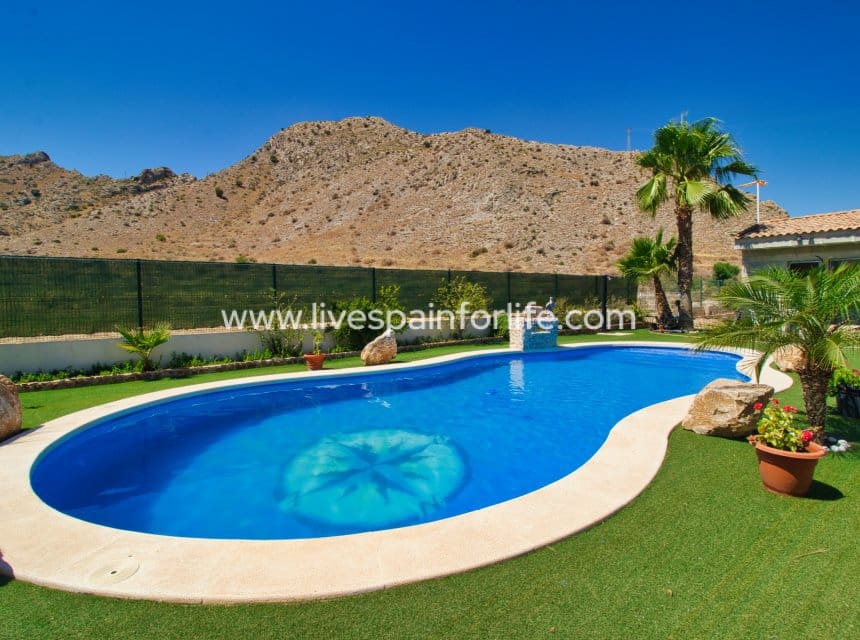 4 camera da letto Finca/Casa di Campagna in vendita in Alicante citta con piscina garage - 348.000 € (Rif: 10076787)
