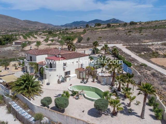 6 Zimmer Finca/Landgut zu verkaufen in Alicante / Alacant Stadt mit Pool - 534.995 € (Ref: 10076788)