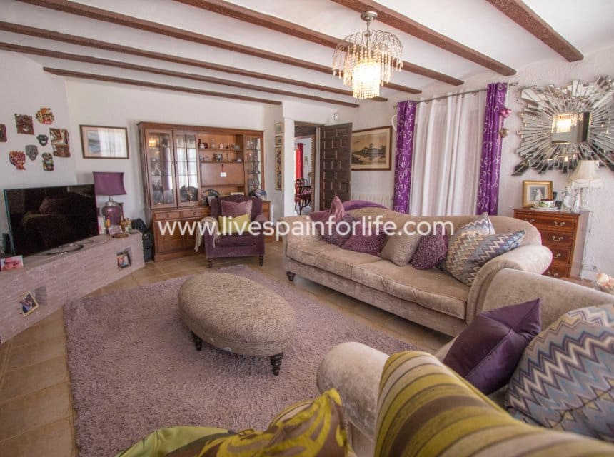 6 slaapkamer Finca/Landhuis te koop in Alicante stad met zwembad - € 534.995 (Ref: 10076788)