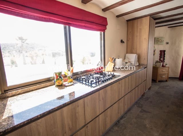 6 Zimmer Finca/Landgut zu verkaufen in Alicante / Alacant Stadt mit Pool - 534.995 € (Ref: 10076788)