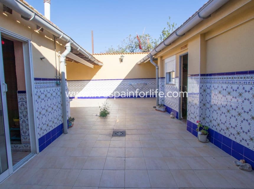 6 camera da letto Finca/Casa di Campagna in vendita in Redovan con garage - 197.000 € (Rif: 10076790)