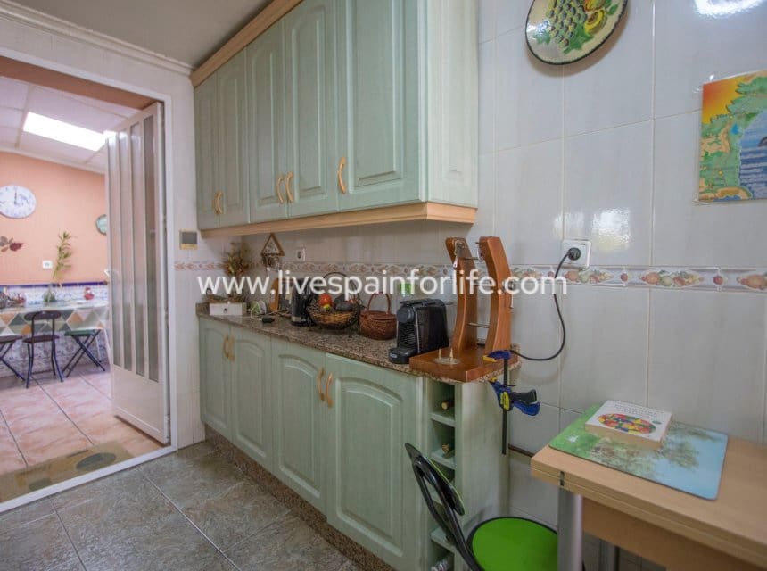 6 camera da letto Finca/Casa di Campagna in vendita in Redovan con garage - 197.000 € (Rif: 10076790)