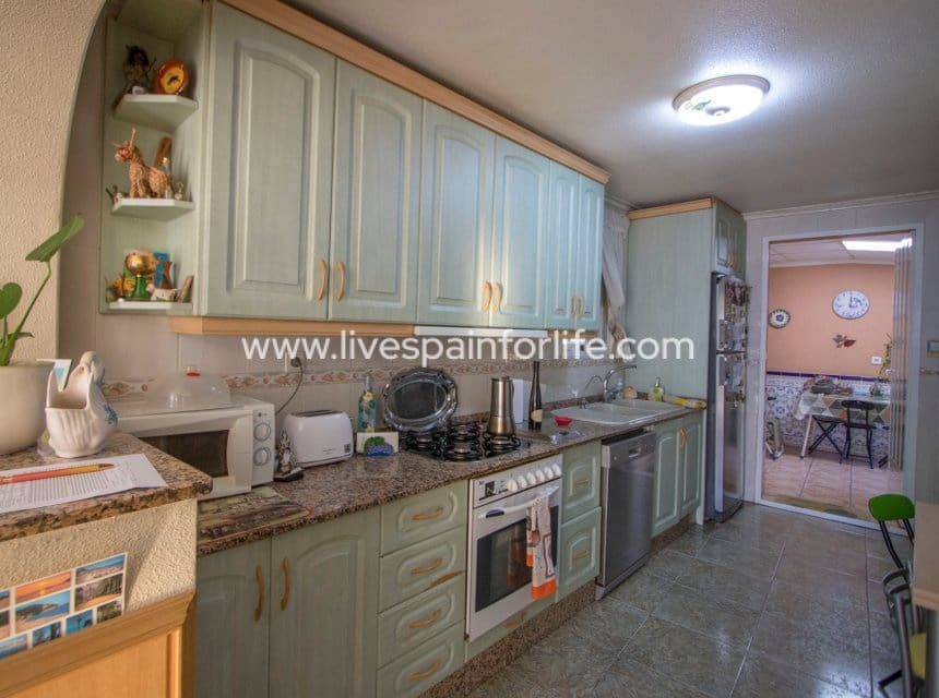 6 camera da letto Finca/Casa di Campagna in vendita in Redovan con garage - 197.000 € (Rif: 10076790)