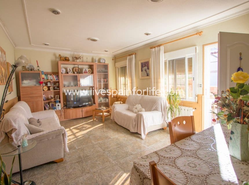 6 camera da letto Finca/Casa di Campagna in vendita in Redovan con garage - 197.000 € (Rif: 10076790)