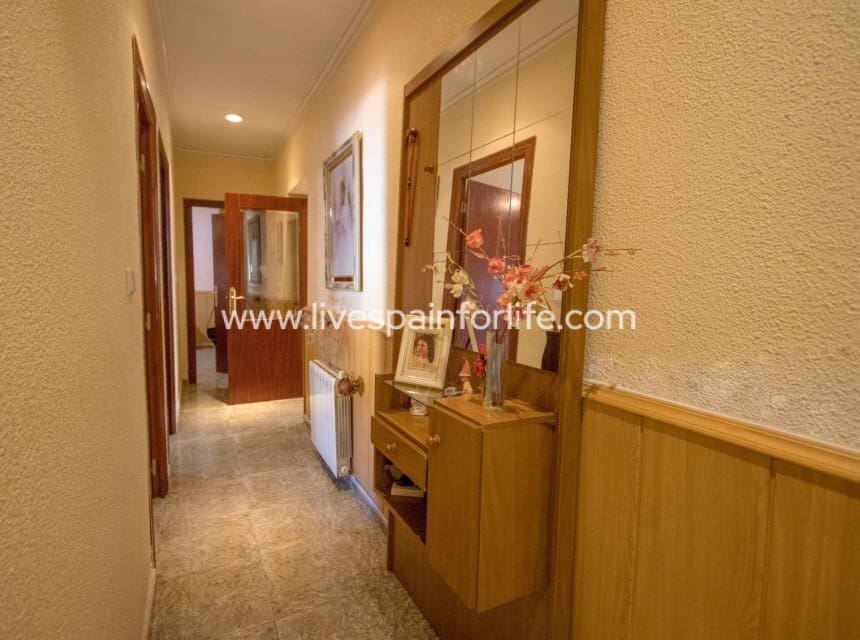 6 camera da letto Finca/Casa di Campagna in vendita in Redovan con garage - 197.000 € (Rif: 10076790)