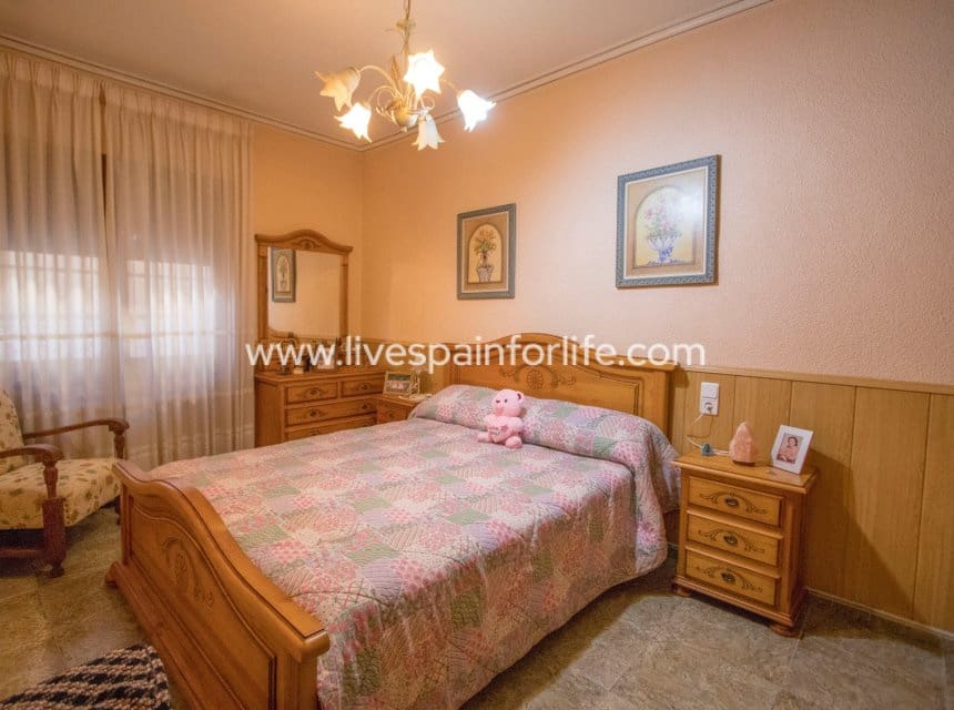 6 camera da letto Finca/Casa di Campagna in vendita in Redovan con garage - 197.000 € (Rif: 10076790)