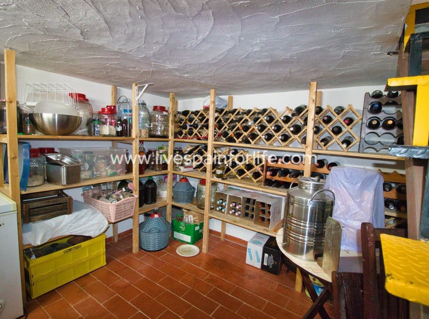 5 soveværelse Finca/Landehus til salg i Alicante by med swimmingpool garage - € 419.000 (Ref: 10076791)
