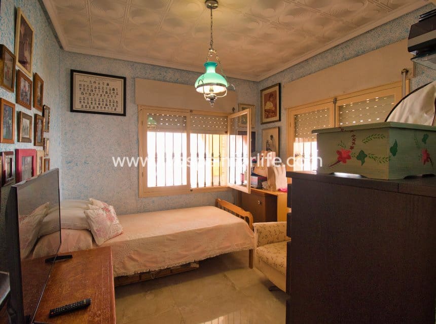 4 sypialnia Finka/Dom wiejski na sprzedaż w Crevillente / Crevillent z basenem garażem - 495 000 € (Ref: 10076793)
