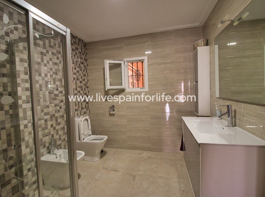 4 sypialnia Finka/Dom wiejski na sprzedaż w Crevillente / Crevillent z basenem garażem - 495 000 € (Ref: 10076793)