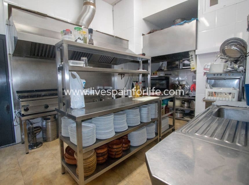 1 Zimmer Gewerbe zu verkaufen in Albatera mit Garage - 225.000 € (Ref: 10076795)