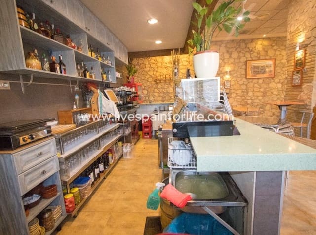 1 sovrum Kommersiell till salu i Albatera med garage - 225 000 € (Ref: 10076795)