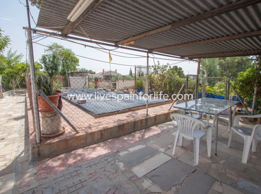 Finca/Casa Rural de 3 habitaciones en Albatera en venta con piscina garaje - 260.000 € (Ref: 10076797)