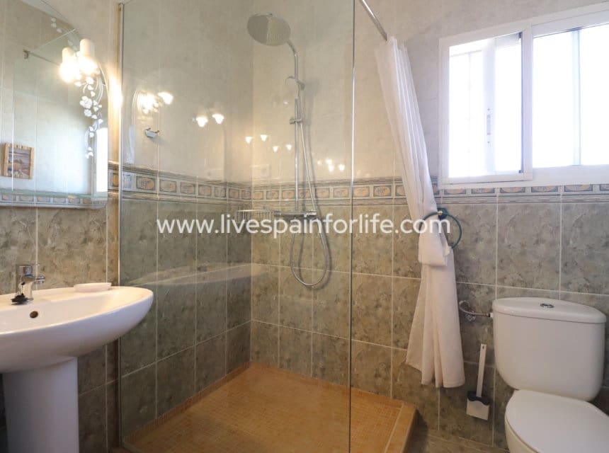 3 soverom Finca/Herregård til salgs i Callosa de Segura med svømmebasseng garasje - € 350 000 (Ref: 10078648)