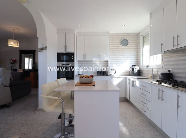 3 soverom Finca/Herregård til salgs i Callosa de Segura med svømmebasseng garasje - € 350 000 (Ref: 10078648)