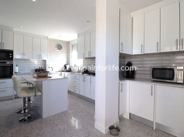 3 soverom Finca/Herregård til salgs i Callosa de Segura med svømmebasseng garasje - € 350 000 (Ref: 10078648)