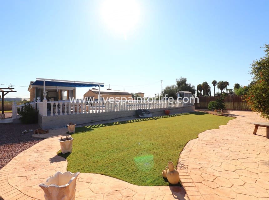 3 soverom Finca/Herregård til salgs i Callosa de Segura med svømmebasseng garasje - € 350 000 (Ref: 10078648)