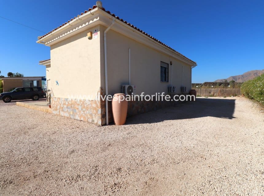 3 soverom Finca/Herregård til salgs i Callosa de Segura med svømmebasseng garasje - € 350 000 (Ref: 10078648)