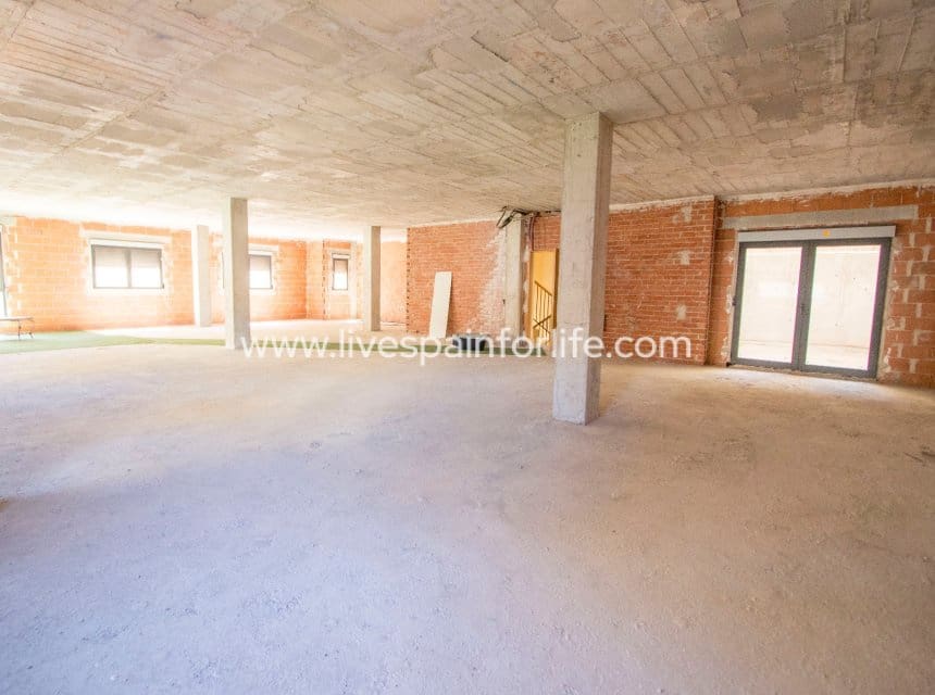 4 sypialnia Apartament na sprzedaż w Albatera z garażem - 200 000 € (Ref: 10078919)