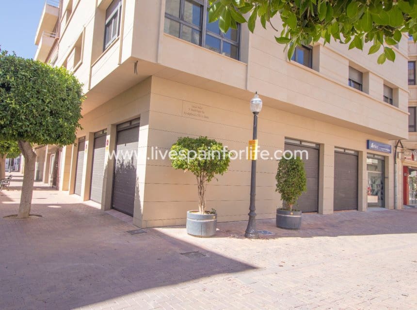 4 sypialnia Apartament na sprzedaż w Albatera z garażem - 200 000 € (Ref: 10078919)