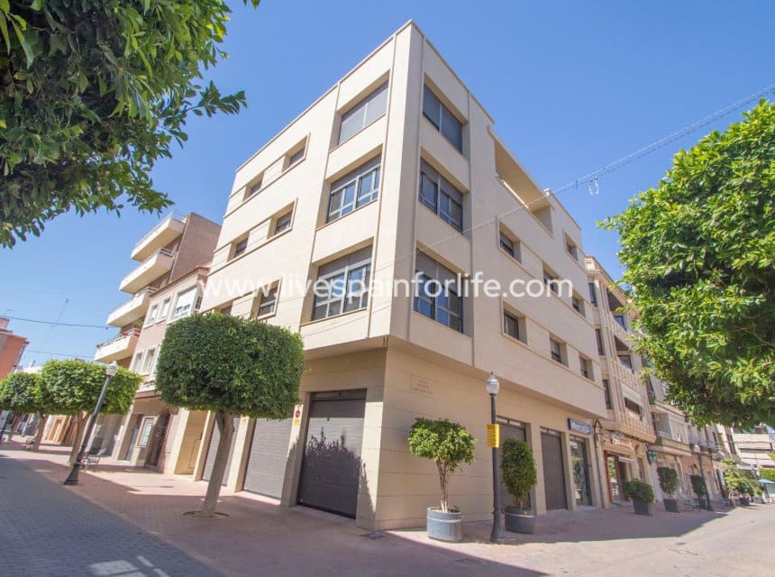 4 sypialnia Apartament na sprzedaż w Albatera z garażem - 200 000 € (Ref: 10078919)