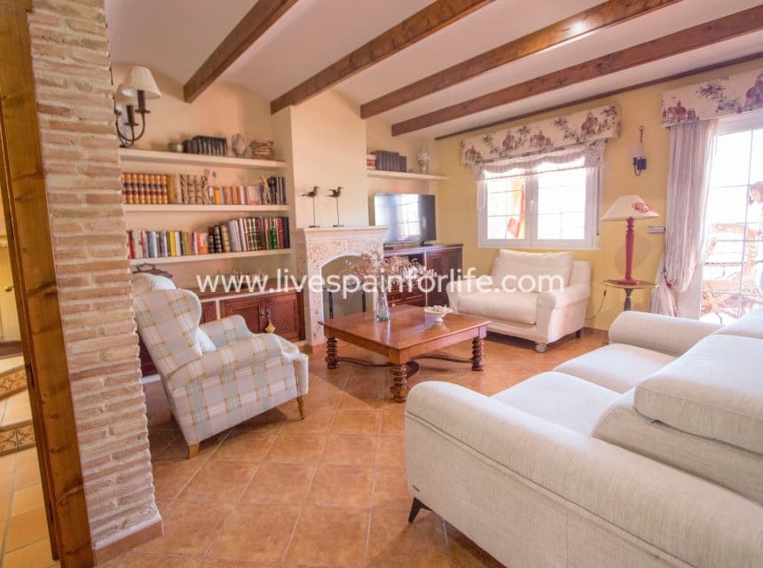 4 quarto Casa em Banda para venda em Albatera com garagem - 460 000 € (Ref: 10079786)