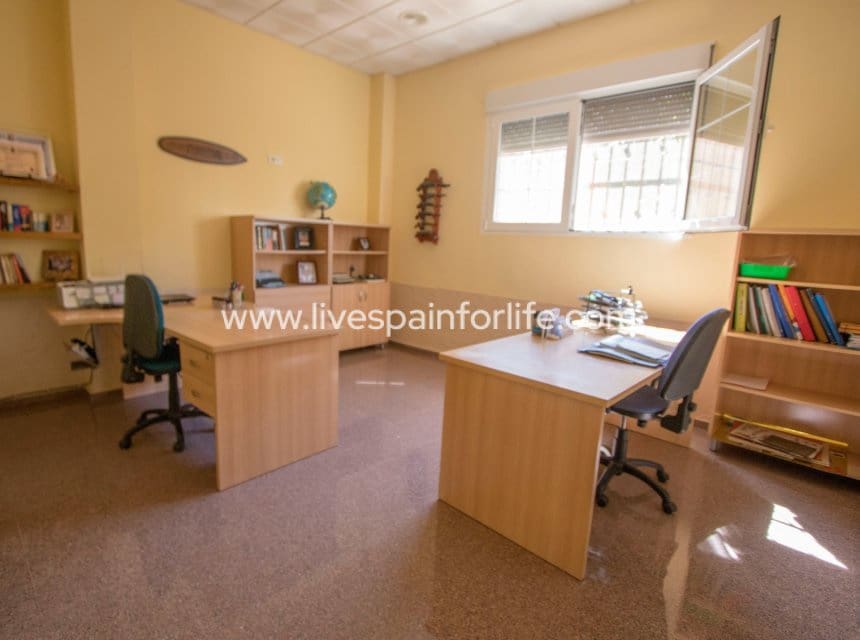 4 quarto Casa em Banda para venda em Albatera com garagem - 460 000 € (Ref: 10079786)