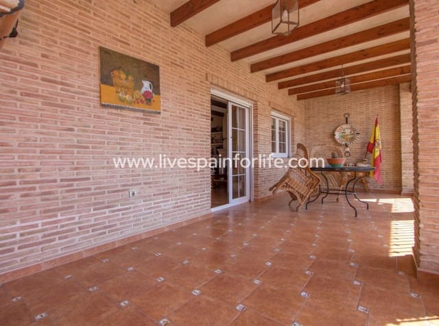 4 quarto Casa em Banda para venda em Albatera com garagem - 460 000 € (Ref: 10079786)