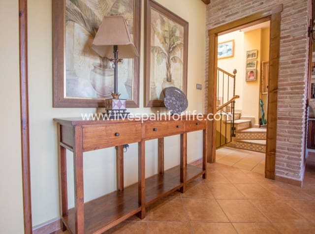 4 quarto Casa em Banda para venda em Albatera com garagem - 460 000 € (Ref: 10079786)