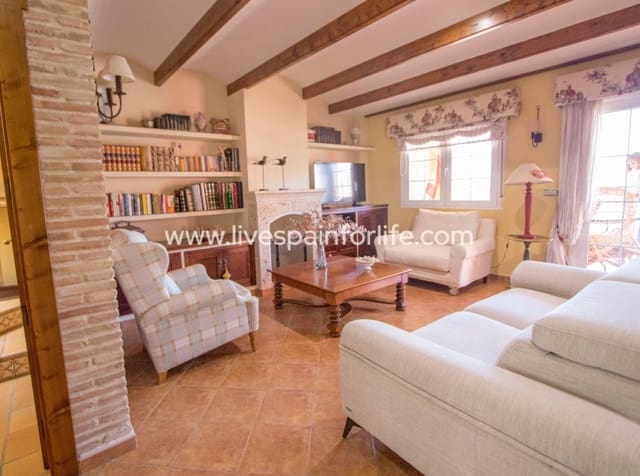 4 quarto Casa em Banda para venda em Albatera com garagem - 460 000 € (Ref: 10079786)