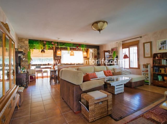 Finca/Casa Rural de 3 habitaciones en Benferri en venta con piscina garaje - 325.000 € (Ref: 10082172)