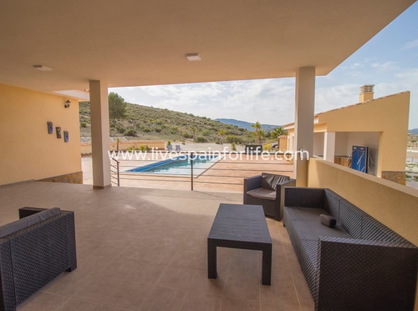 Finca/Casa Rural de 3 habitaciones en Aspe en venta con piscina garaje - 385.000 € (Ref: 10091421)