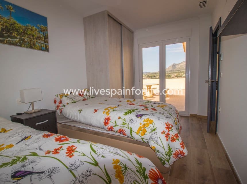 Finca/Casa Rural de 3 habitaciones en Aspe en venta con piscina garaje - 385.000 € (Ref: 10091421)