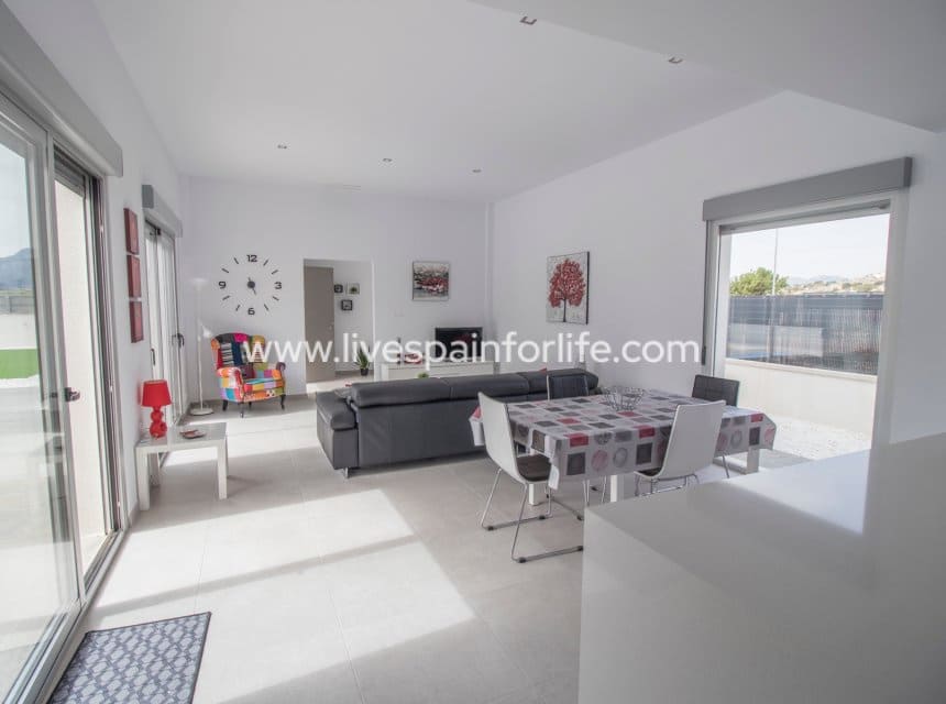 Finca/Casa Rural de 3 habitaciones en Aspe en venta con piscina garaje - 385.000 € (Ref: 10091421)