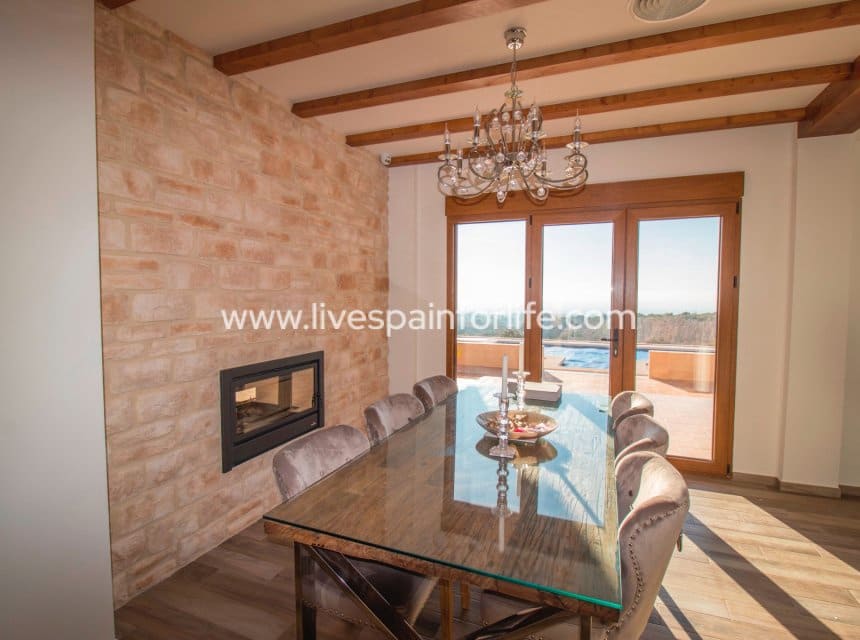 Finca/Casa Rural de 3 habitaciones en Aspe en venta con piscina garaje - 385.000 € (Ref: 10091421)