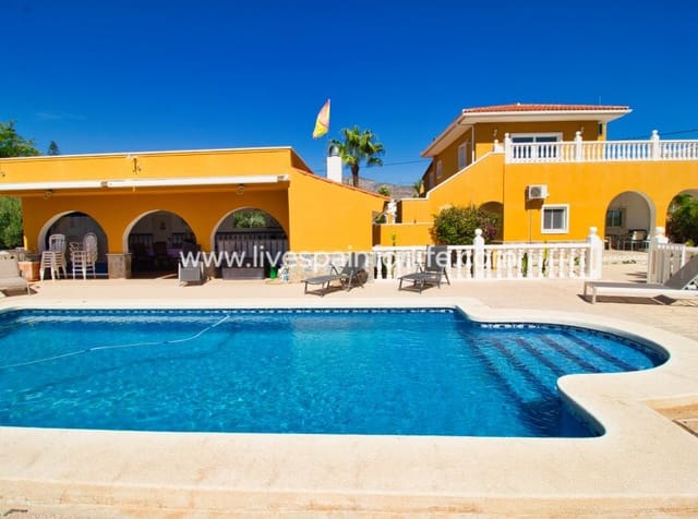 6 slaapkamer Finca/Landhuis te koop in Albatera met zwembad garage - € 485.000 (Ref: 10098786)