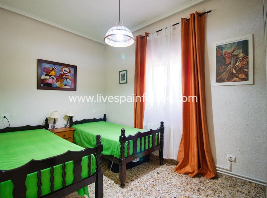 6 slaapkamer Finca/Landhuis te koop in Albatera met zwembad garage - € 485.000 (Ref: 10098786)