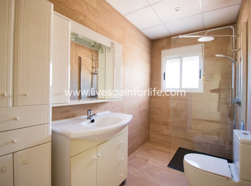 6 slaapkamer Finca/Landhuis te koop in Albatera met zwembad garage - € 485.000 (Ref: 10098786)