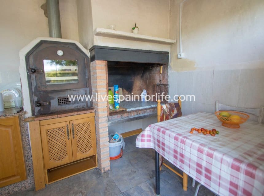 Finca/Casa Rural de 4 habitaciones en Albatera en venta con piscina garaje - 349.999 € (Ref: 10100498)