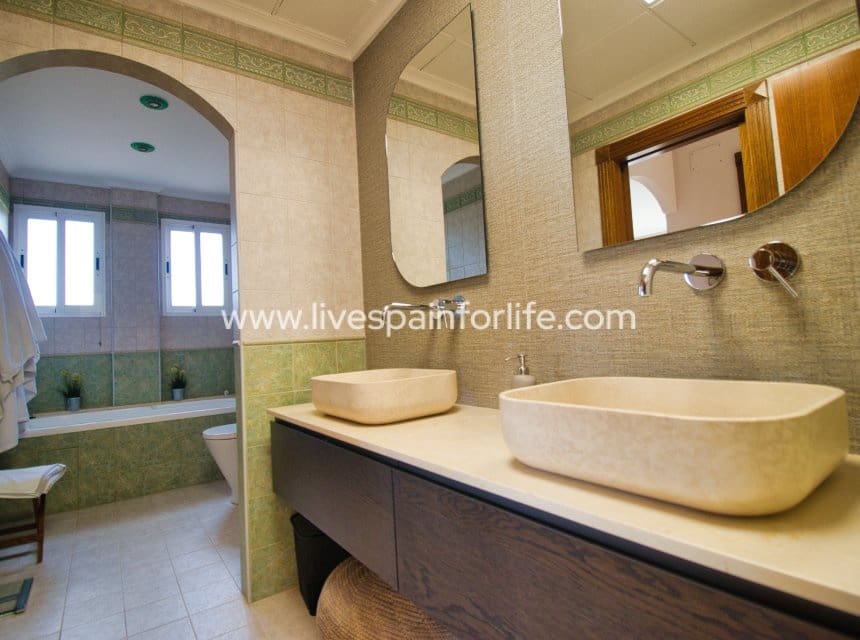 4 slaapkamer Finca/Landhuis te koop in Elche / Elx met zwembad garage - € 799.000 (Ref: 10101043)