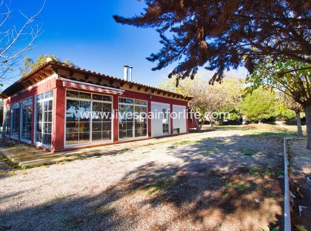 3 makuuhuone Maalaistalo myytävänä paikassa Callosa de Segura mukana uima-altaan - 480 000 € (Ref: 10120723)