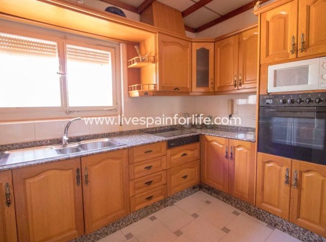 3 bedroom Finca/Country House for sale in Albatera with pool garage - € 349,000 (Ref: 10120738)