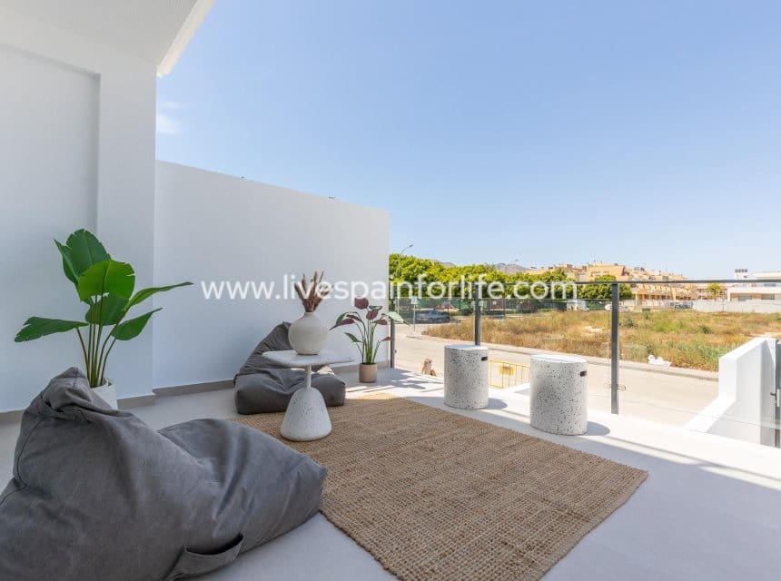 3 bedroom Terraced Villa for sale in Rafal with pool garage - € 295,000 (Ref: 10130598)