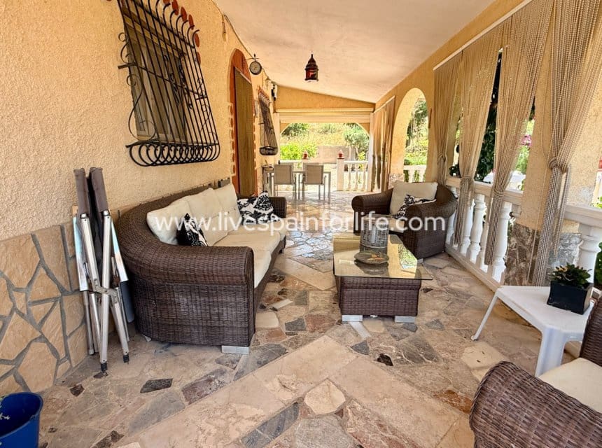 4 slaapkamer Finca/Landhuis te koop in Hondon de los Frailes met zwembad garage - € 339.950 (Ref: 10140280)
