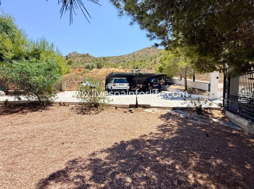 4 slaapkamer Finca/Landhuis te koop in Hondon de los Frailes met zwembad garage - € 339.950 (Ref: 10140280)
