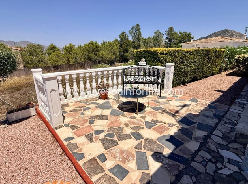4 slaapkamer Finca/Landhuis te koop in Hondon de los Frailes met zwembad garage - € 339.950 (Ref: 10140280)